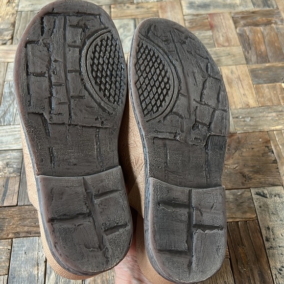 OTBT Drifter Sandal in Elmwood Size 7 1/2 - Picture 8 of 11